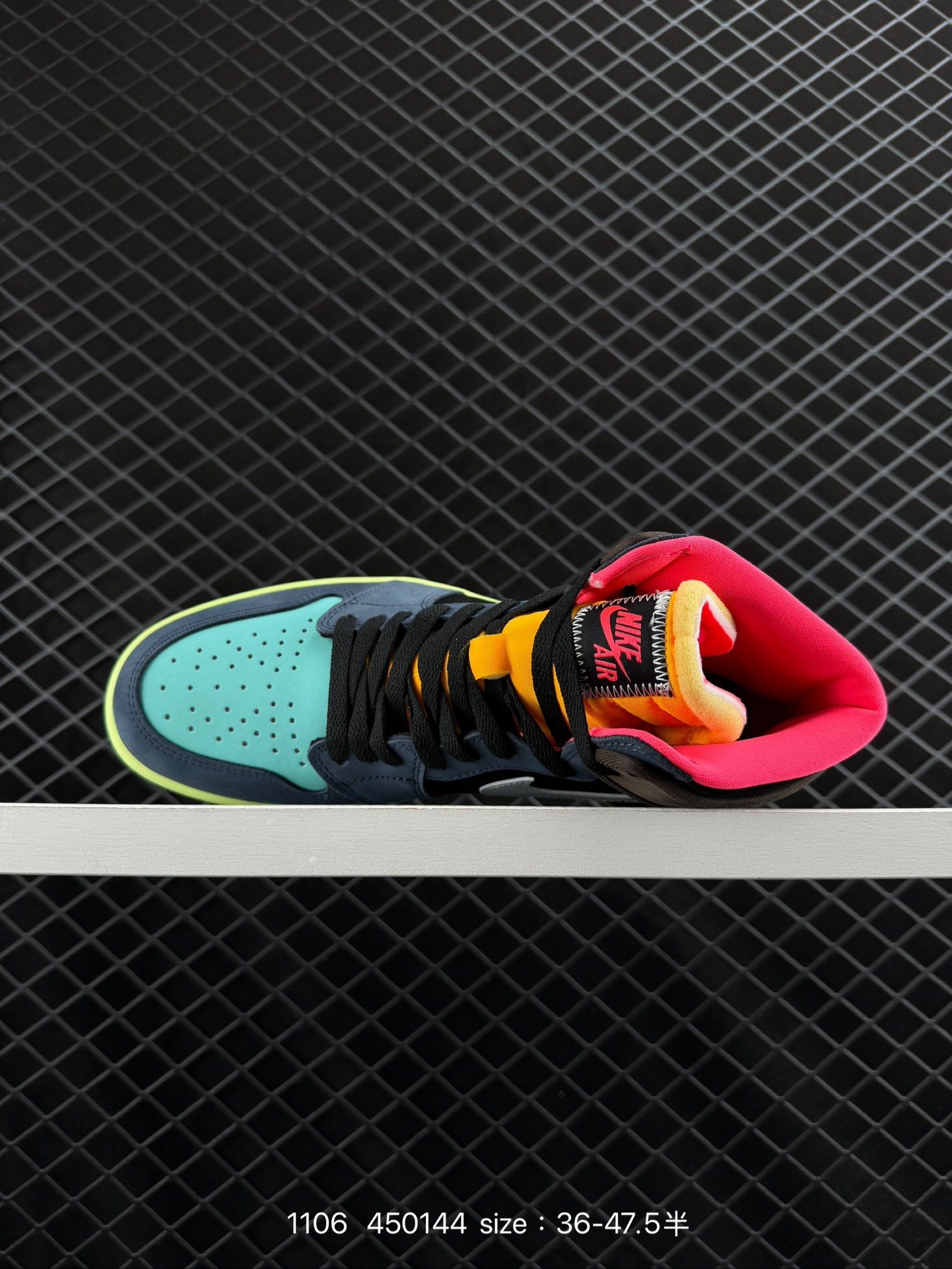 Nike AIR JORDAN 1 RETRO HIGH